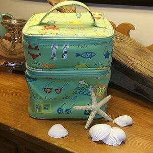 2-tier cosmetic bag